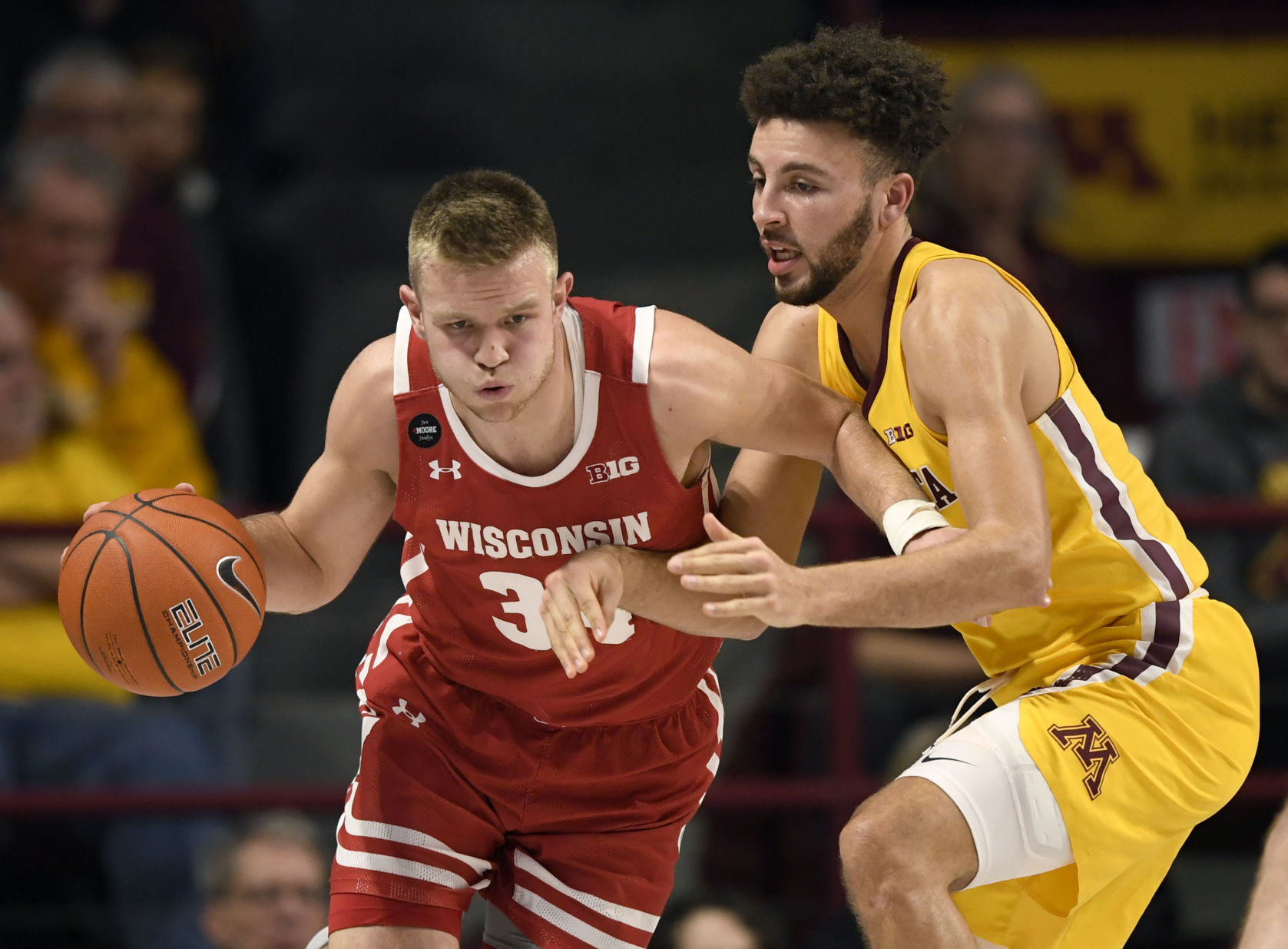 Golden Gophers 70, Badgers 52